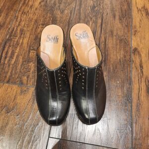 Sofft Womens Black Leather Studded Heeled Mules Clogs Size 7M 1520201